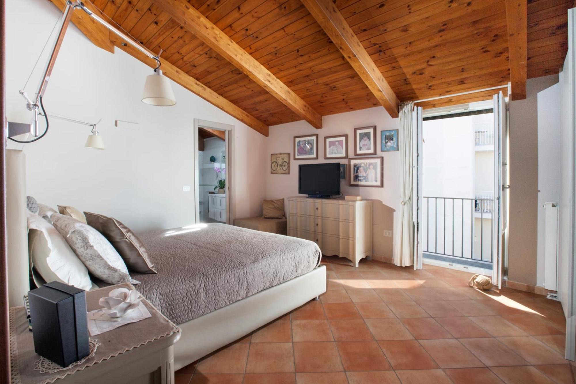 Amore Rentals - Appartamento Terrazza Tasso Sorrento Dış mekan fotoğraf