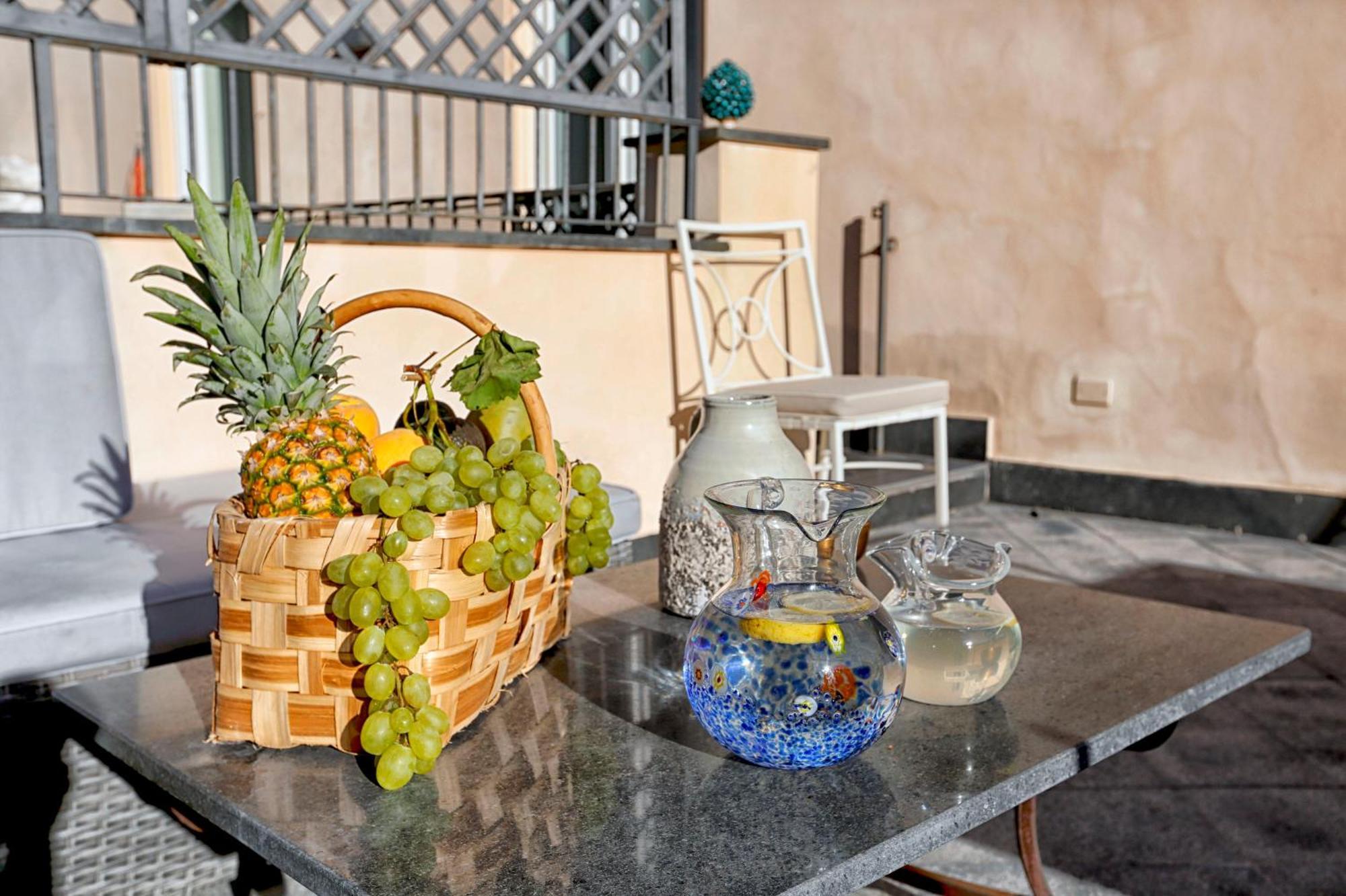 Amore Rentals - Appartamento Terrazza Tasso Sorrento Dış mekan fotoğraf